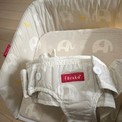 farskaベビーベッドインベッドの画像