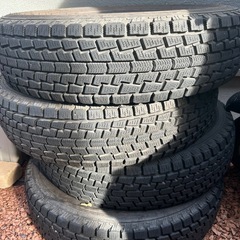 ジムニー　スタッドレスタイヤ　175/80R16バリ山の画像