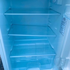 ♦Hisense ノンフロン冷凍冷蔵庫【2022年製】HR-B12E2Wの画像