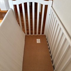 【無料】ベビーベッドの画像