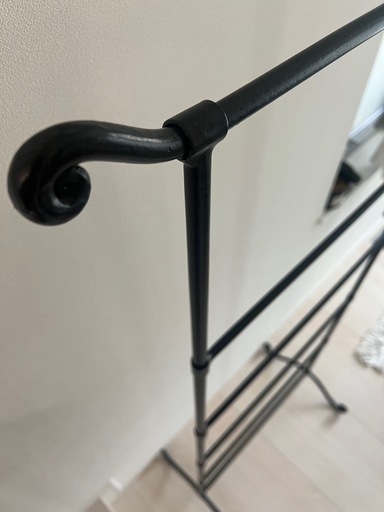 アイアン製 ショップ アンティーク調 タオルハンガー 6段 ブラック スリム