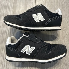 ニューバランス373 15.5cm　黒の画像