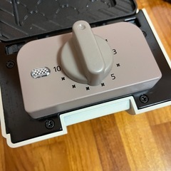 アイリスオーヤマ　マルチサンドメーカー　シングルの画像