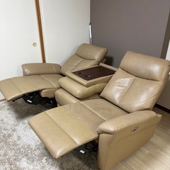 3人掛け電動リクライニングソファの画像