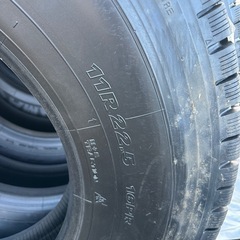 11R  再生新品スタッドレスの画像