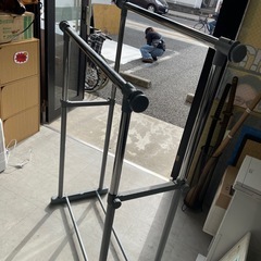 ハンガーラックの画像