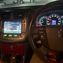 200系クラウンロイヤルサルーンの画像