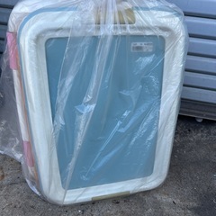 無料　ペット用トレーの画像