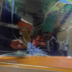 【ジャンク品】マクスゼン32型液晶テレビの画像