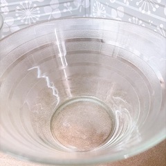 食器、ガラスの器4つまとめての画像