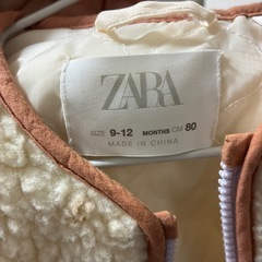 ZARA ベストジャケット　の画像
