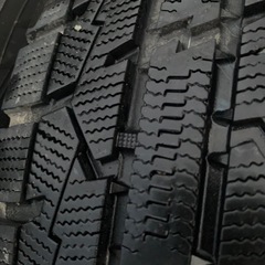 スタッドレスタイヤ、アルミホイール付195/65R16の画像