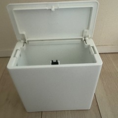 ideaco(イデアコ) ゴミ箱 フタ付き　ワケ有りの画像