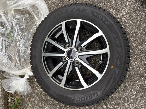 美品4本スタッドレスブリヂストン ブリザック VRX2 (みなみ) 徳山の