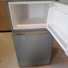 冷蔵庫の画像