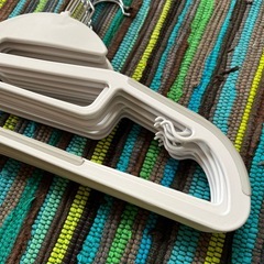 すべらない 滑らない ハンガー 白 まとめ売りの画像