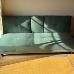 ソファーベッド　小テーブル付き　コーデュロイ　グリーン　ソファの画像