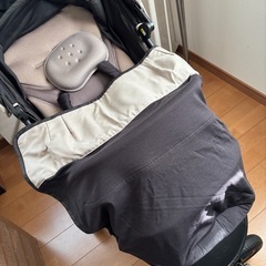 スムーヴプレシャス　ベビーカーの画像
