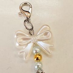 ⊰✿ハンドメイド✿⊱ キーホルダー｜星×イルカ×リボン 一点物 応援購入の画像