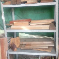 木の板　木の机の画像