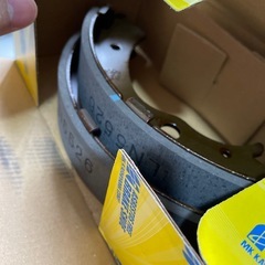 フリード・フリードスパイク（DBA-GB3／GB4）　Rブレーキパッド（ドラムブレーキシュー）　左右セットの画像