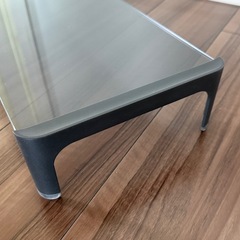 モニター台　コンピュータ台　61cmx21cmx8.5cmの画像