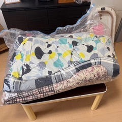 コタツテーブルの画像