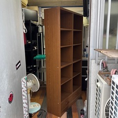 本棚　引取り可能な方の画像