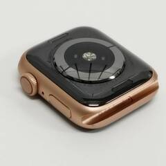 Apple Watch Series 5/GPS+セルラー/40mm/A2156/ゴールド〈MWX22J/A〉の画像