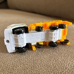 トミカいすがエルフ高所作業車A25 本体のみ美品の画像