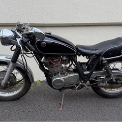SR400 FCRキャブ+カフェスタイルの画像