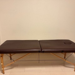 【無料・引き取り限定】施術用折り畳みベッドの画像