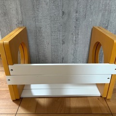 木製の絵本棚、本棚、伸縮式の画像