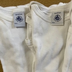 プチバトー　PETIT BATEAUベビー肌着　半袖　6m 67センチの画像