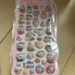 ちいかわボンボンドロップシールの画像