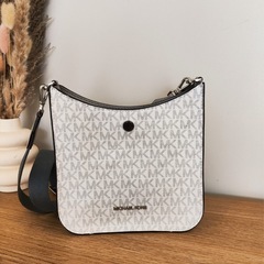 まとめ売りブランドバッグの画像