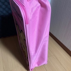 リラックマ　ピンクのキャリーバックの画像