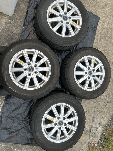 15インチ スタッドレスタイヤ 195/65R15