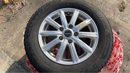 15インチ スタッドレスタイヤ 195/65R15