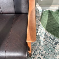 カリモク60風ソファ、本革の画像