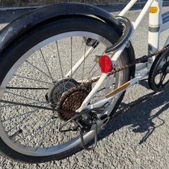 折りたたみ自転車20インチ型 ジャンク 折り畳み  6段変速 6速 6スピードの画像