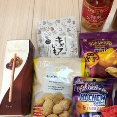 お菓子飲み物いろいろの画像