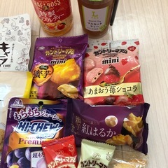 お菓子飲み物いろいろの画像