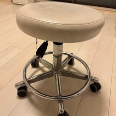【無料・引き取り限定】スツール/キャスター付き、高さ調整可能の画像