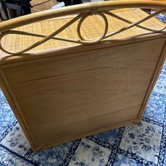 ラタンのチェストの画像