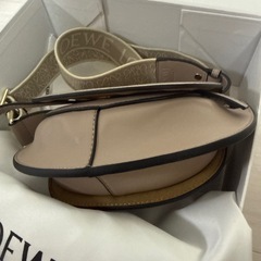 LOEWE バッグ 新品の画像