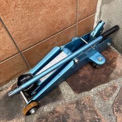 ジャンク　油圧ジャッキの画像