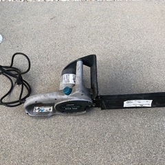 電気チェーンソーの画像