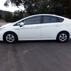 トヨタ　プリウス30　24年式の画像