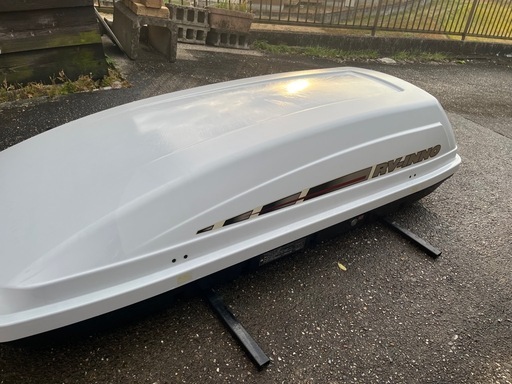 車　　ルーフボックス
